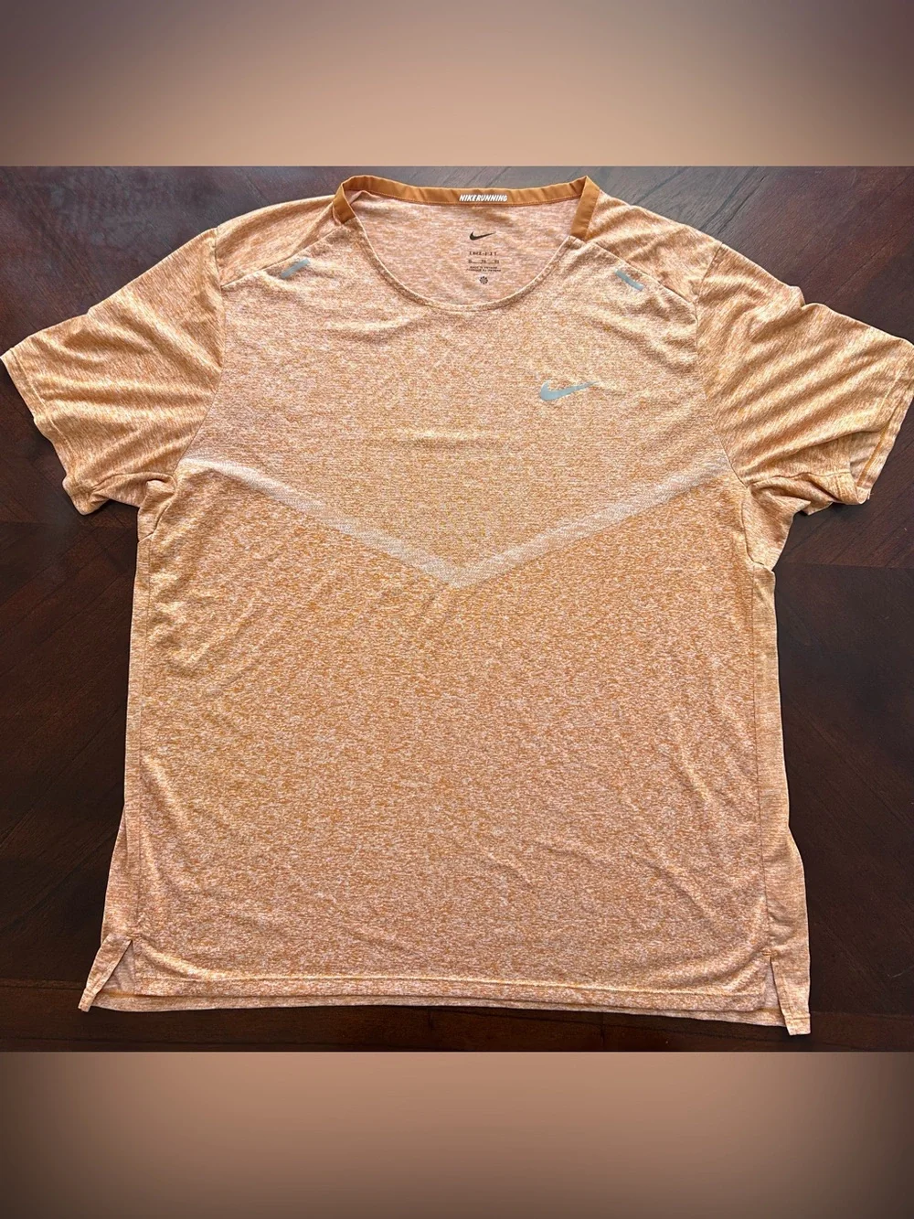 Nike Men’s Orange Heather Short Sleeve Performance Tee size XL